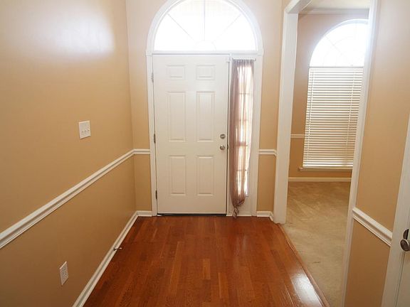 5th image of 4456 Country Glen Cir