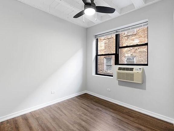 4th image of 5718 N Winthrop Ave APT 306