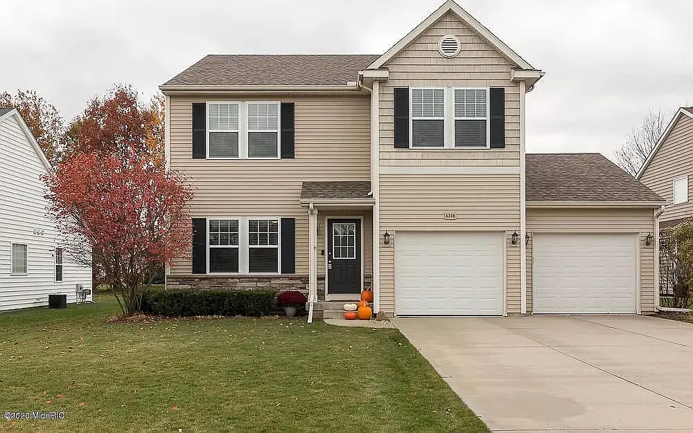 3 bed, 2.5 bath, 2047 sqft, $2,800 — Photo 1