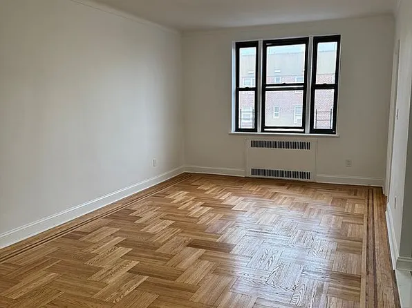 80-09 35th Ave #D3, Jackson Heights, NY 11372