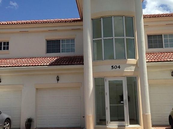 2nd image of 504 7th Sq APT 202