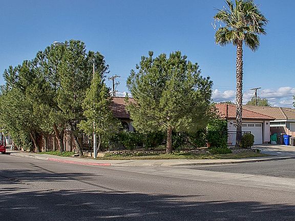 2nd image of 1395 La Haina St