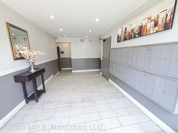 3rd image of 345 S Manhattan Pl #301