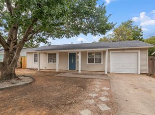 517 Aransas Dr, Euless, TX 76039