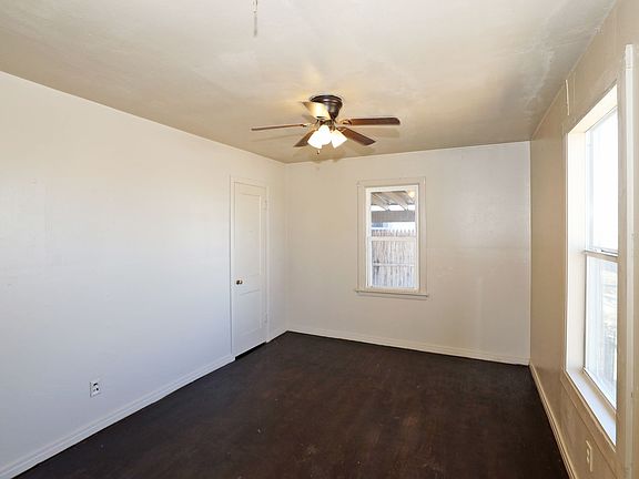 4th image of 106 N Virginia St