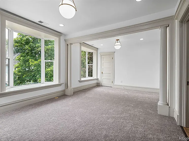 primary suite (now has hardwood instead of carpet)