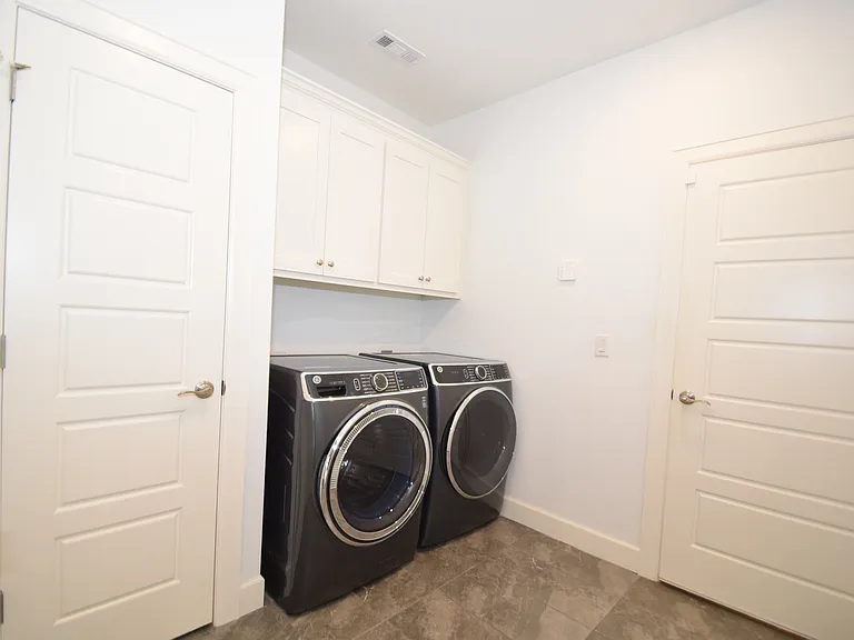 4203 SW Bermuda Ave — Photo 22