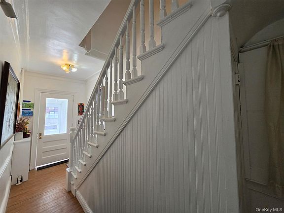 4th image of 1718 Edison Avenue