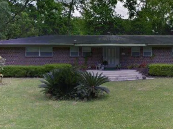 2205 Woodlawn Dr, Tallahassee, FL 32303