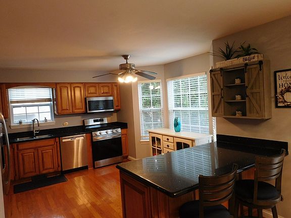 4th image of 4619 Southhampton Dr