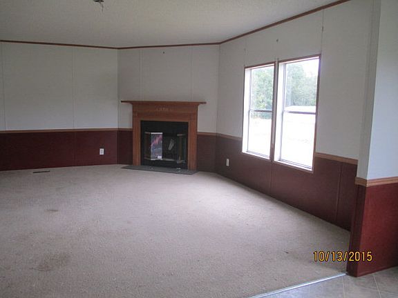 4th image of 139 Meadowlark Ln