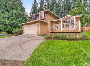 6122 190th Ave E, Lake Tapps, WA 98391