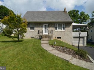 1625 Logan St, Reading, PA 19607