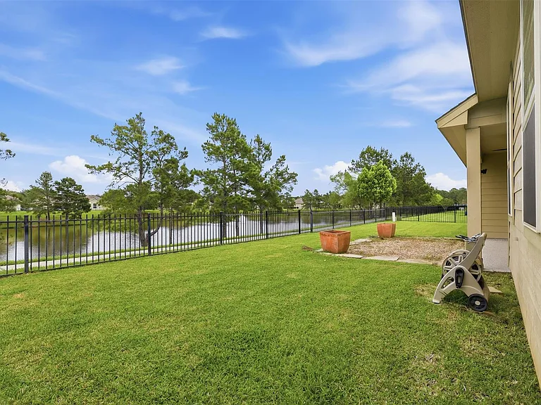 11306 Misty Willow Ln — Photo 28