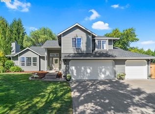 871 SE 42nd St, Troutdale, OR 97060