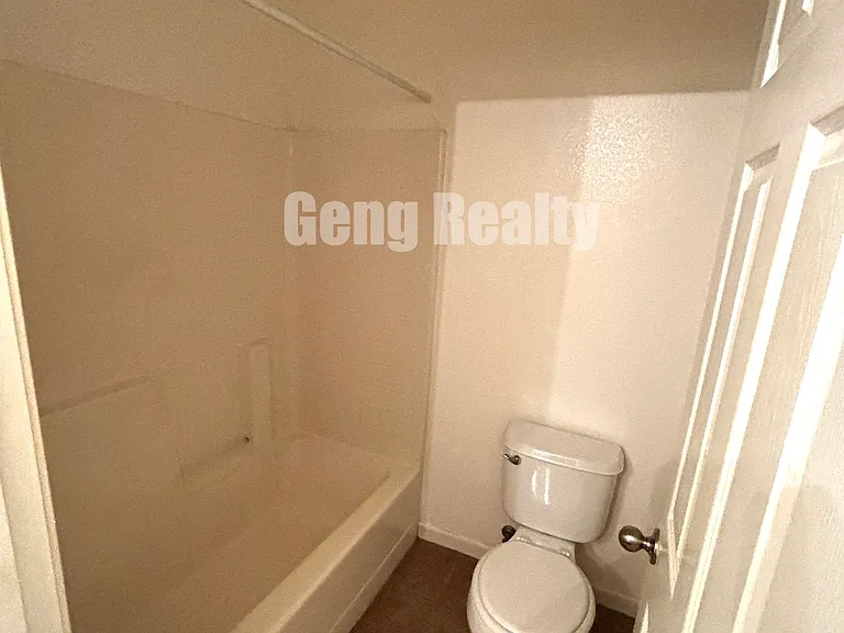 8308 Crystal Walk Cir — Photo 10