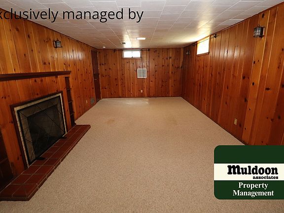 3rd image of 215 Kenwood Dr