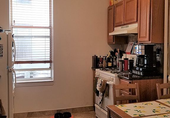 2nd image of 9019 Fort Hamilton Pkwy APT 1R