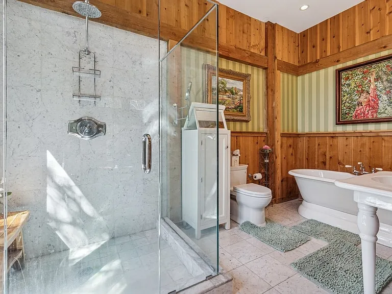 4 Marion Ln — Photo 24