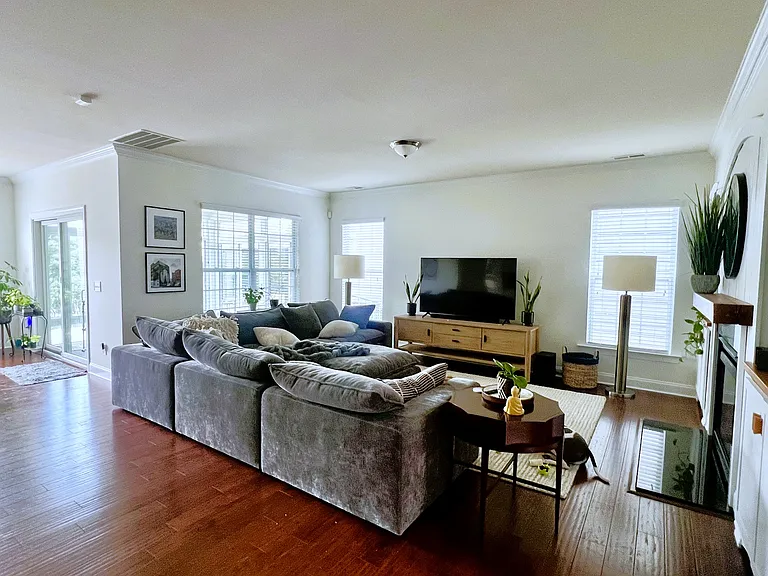 16023 Rushwick Dr — Photo 17