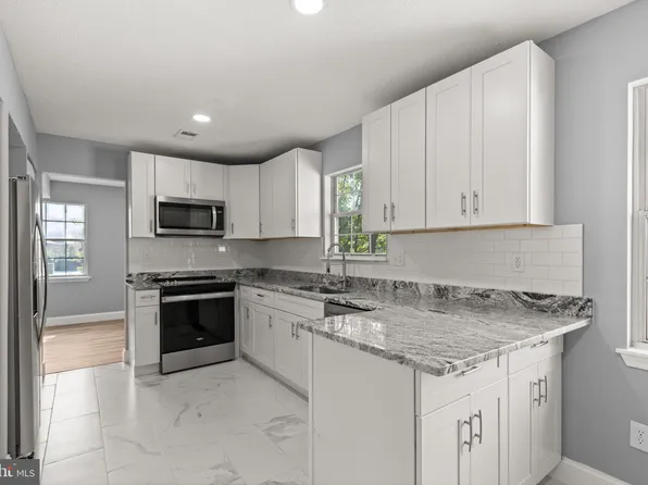 2138 Duckwalk Ct, Waldorf, MD 20602