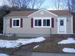 105 Brook Dr, Dover, NJ 07801