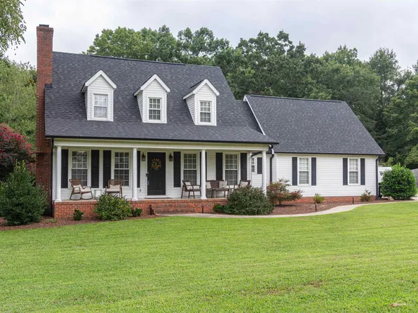 110 Richland Dr, Easley, SC 29642