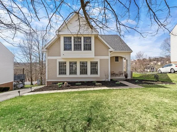 217 Deerfield Dr N, Canonsburg, PA 15317