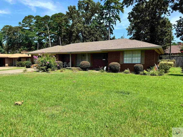 112 Wildwood Dr, Texarkana, TX 75501