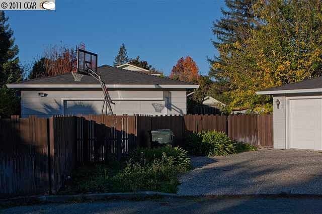 2nd image of 103 Rouse Ct
