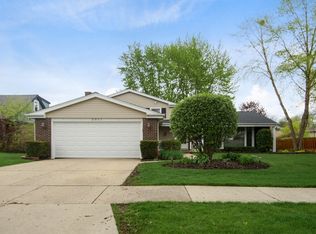 3011 N Dryden Pl, Arlington Heights, IL 60004