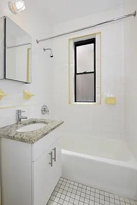 Rented by Compass | media 9