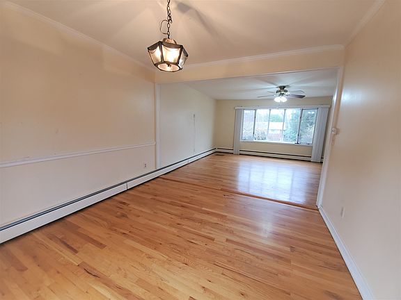 4th image of 15 Anna Ln