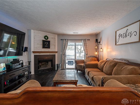 3rd image of 3425 Bulah Ave