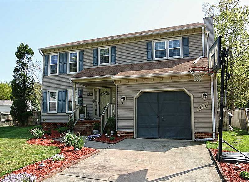 1st image of 853 Lancaster Ln