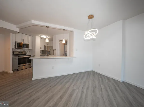 1420 Locust St APT 23N, Philadelphia, PA 19102