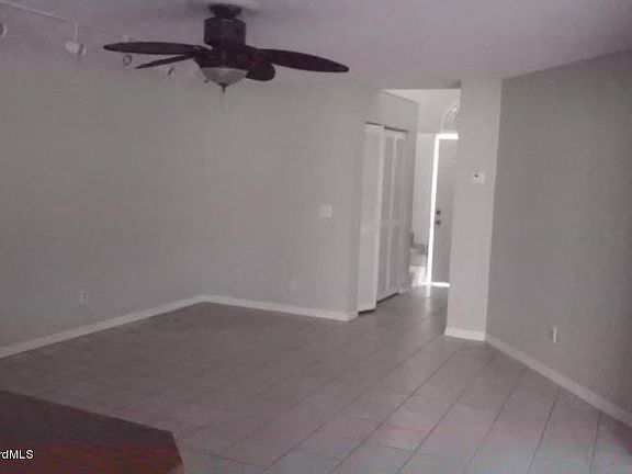 5th image of 1016 Villa Dr