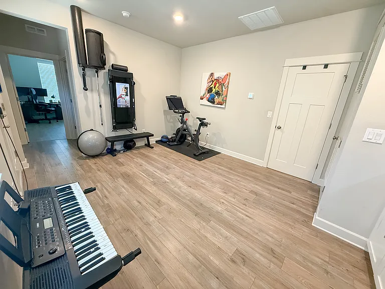 4785 S 16th Dr — Photo 23