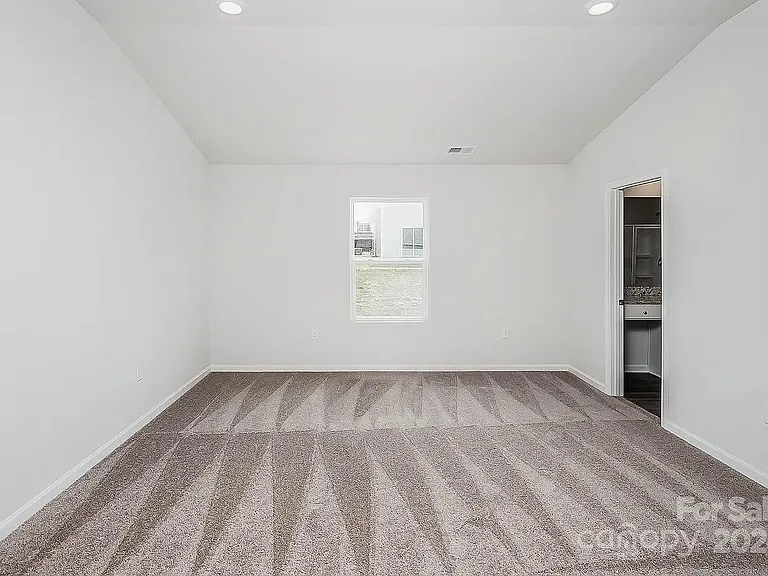 2134 Transatlantic Ave — Photo 11