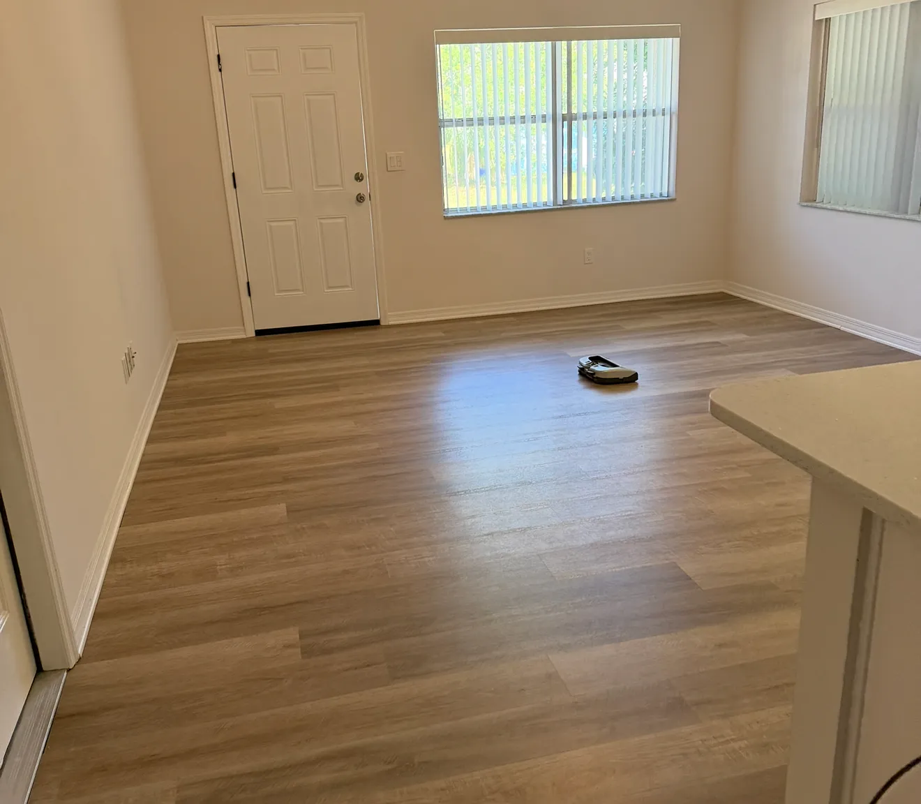 2 bed, 950 sqft, $1,850 — Photo 4