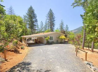 600 Manzanita Dr, Rogue River, OR 97537