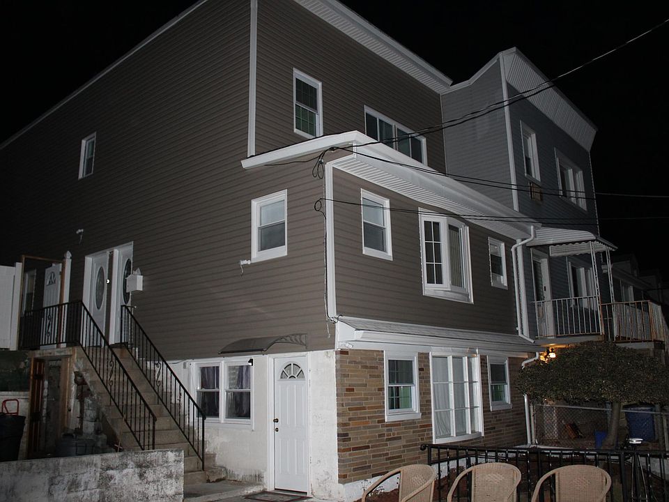 1st image of 223 Woodland Ave #2