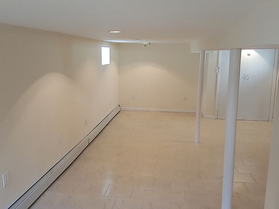 2nd image of 11915 179th St