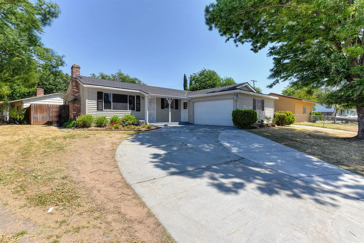 7537 Twilight Dr photo 1