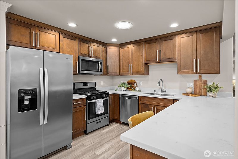 5th image of 14310 176th Avenue SE