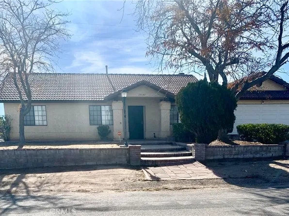 15597 Via Bahia St, Hesperia, CA 92345