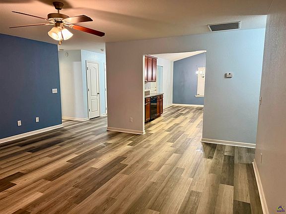 2nd image of 423 Haddenham Ct