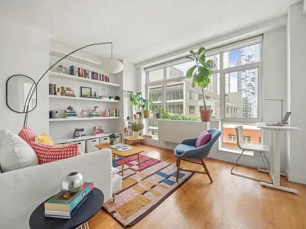 189 Schermerhorn Street image 1 of 16