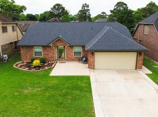 4818 Heritage Plains Dr, Friendswood, TX 77546