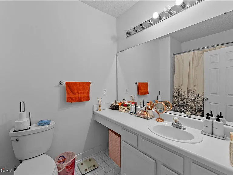 1708 Lake Shore Crest Dr #24 — Photo 19